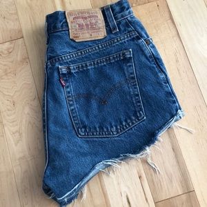 Levi’s 550 denim shorts